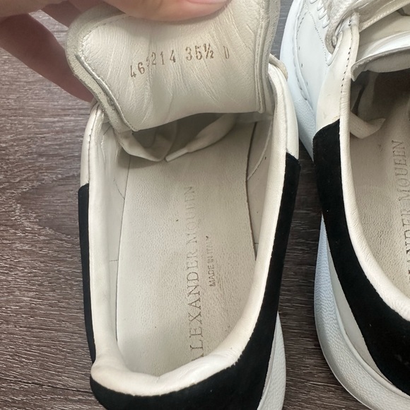 Alexander McQueen Oversized Sneakers - Picture 5 of 5